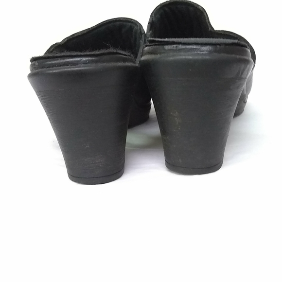 CLARKS Womens Shoes Black Slip-On 3" Heels Mules Clogs Size 8M - Picture 4 of 9